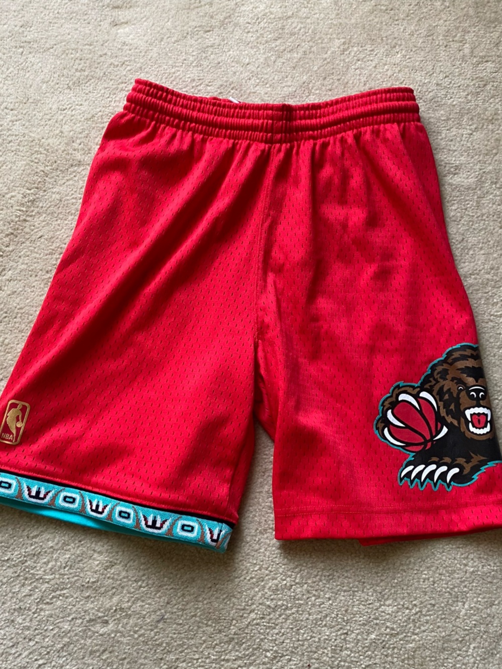 Mens Mitchell & Ness NBA SWINGMAN SHORTS - VANCOUVER GRIZZLIES 1998 Youth Medium